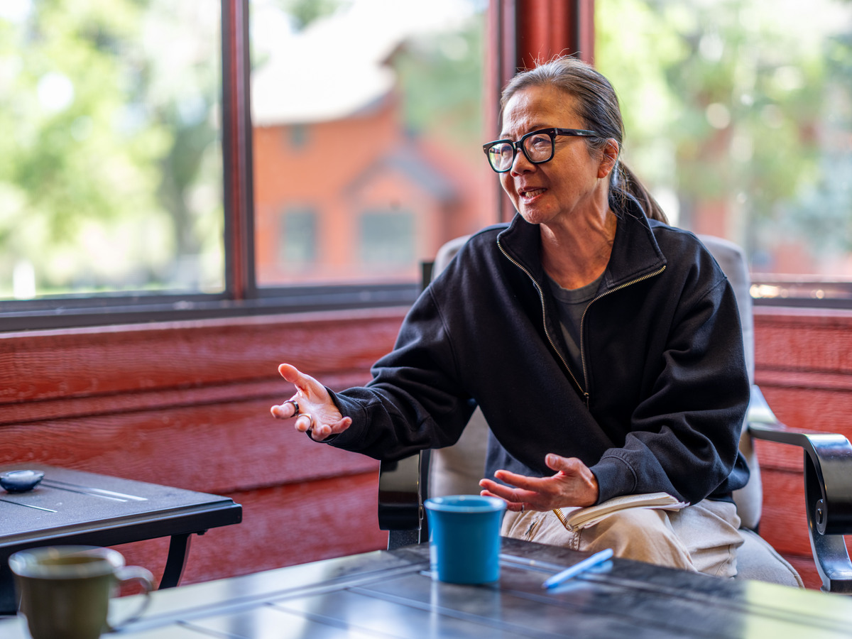 Documentary Producers Lab creative advisor Diane Quon during a one-on-one meeting. Photo by Lance Roth