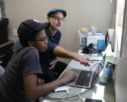 Ignite fellow Cai Thomas visits the Documentary Edit and Story Lab and meets with creative advisor Keith Fulton. Photographer: Carolina Lindsay