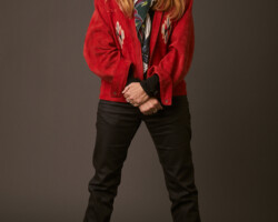 Lea Thompson portrait from An Artist at the Table. Photographer: Caydie McCumber