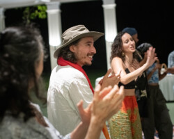 Fellows Habib Yazi and Mithra B. Alavi during the 2024 Building Bridges Artist Retreat. Photographer: Elyse Butler